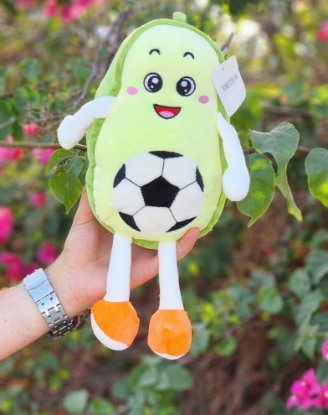 تصویر  عروسک آووکادو فوتبالی