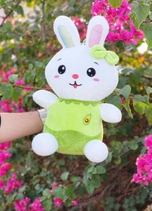 تصویر  عروسک خرگوش چشم درشت